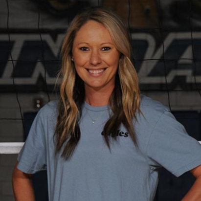 staff photo of Brenna Thompson