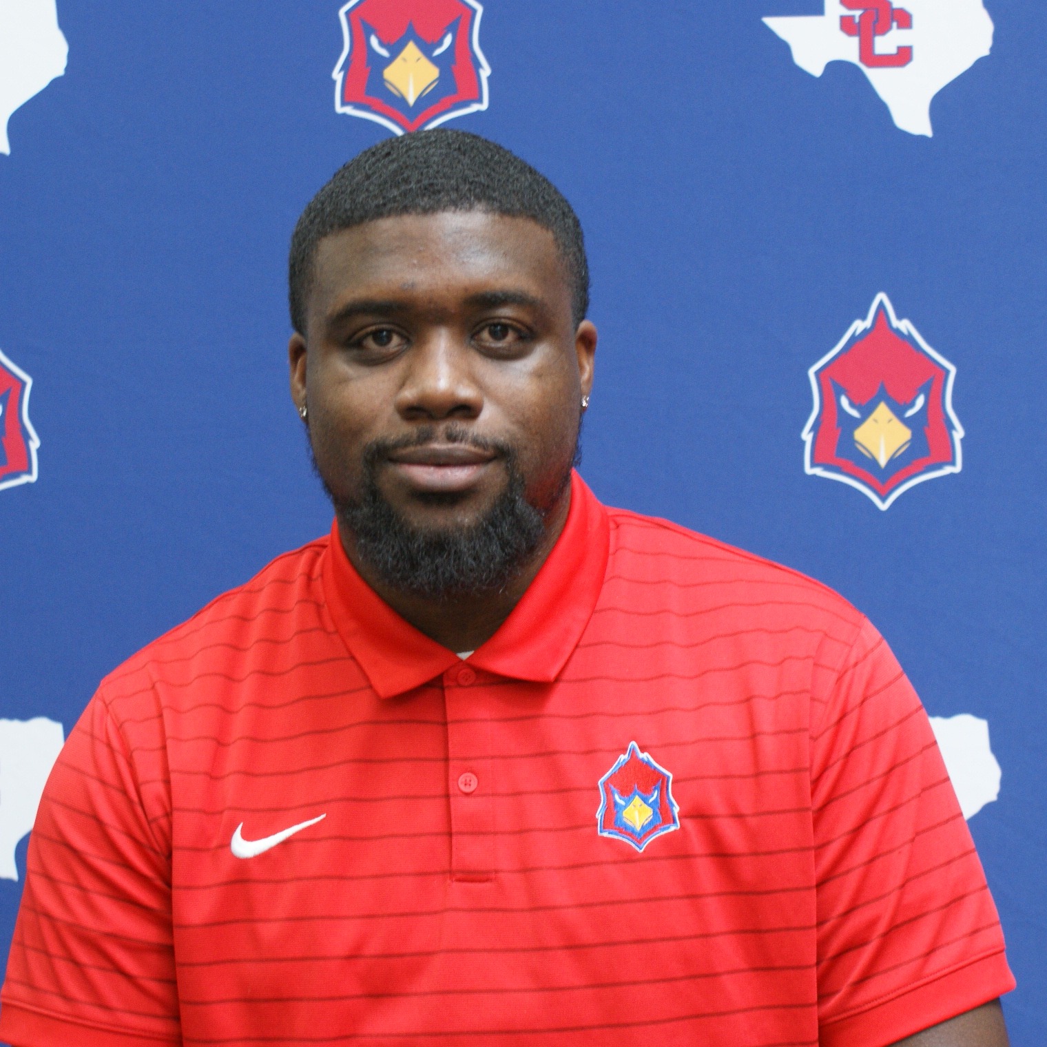 staff photo of Dalvin Manns