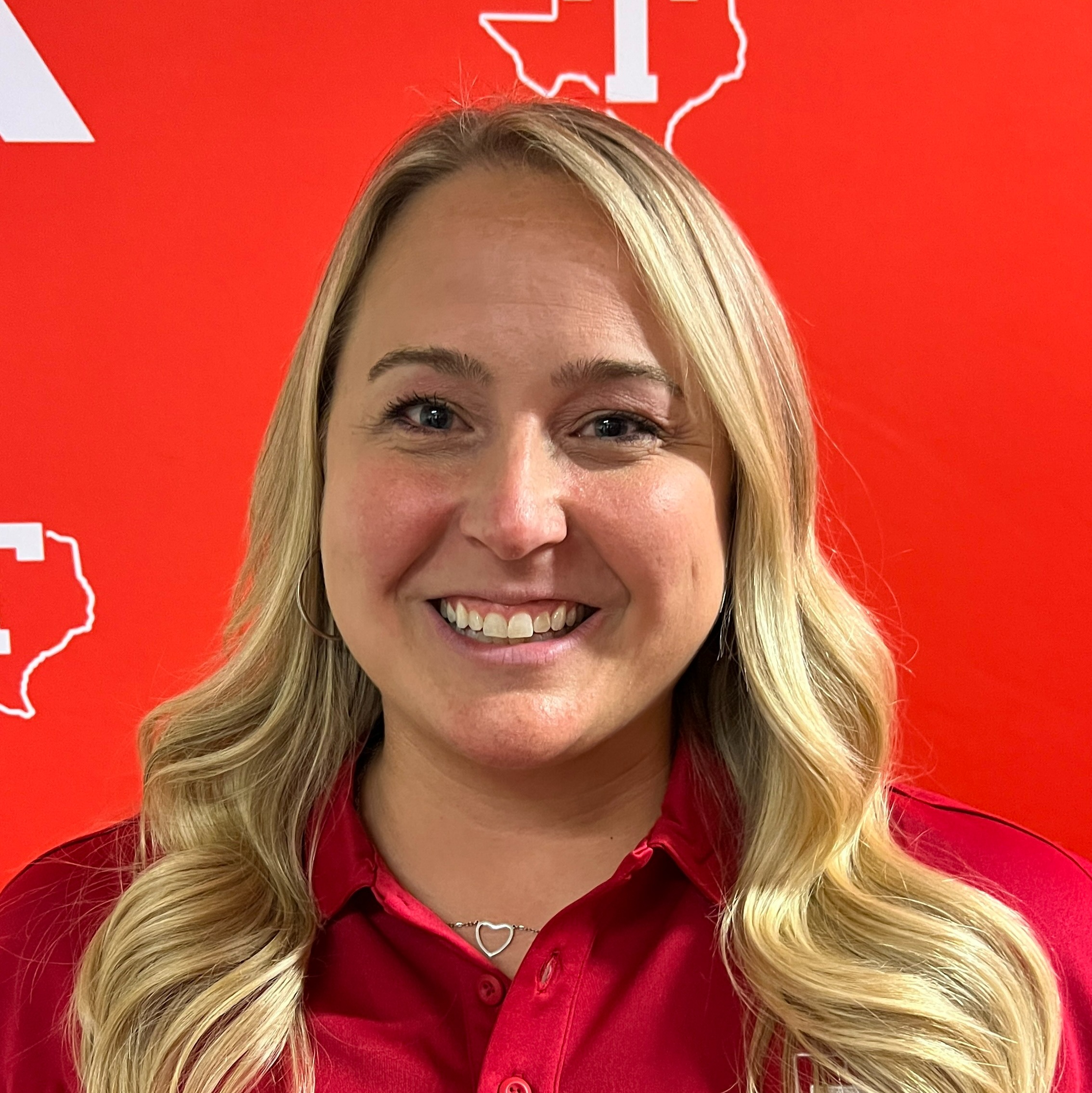 staff photo of Julie Roberson
