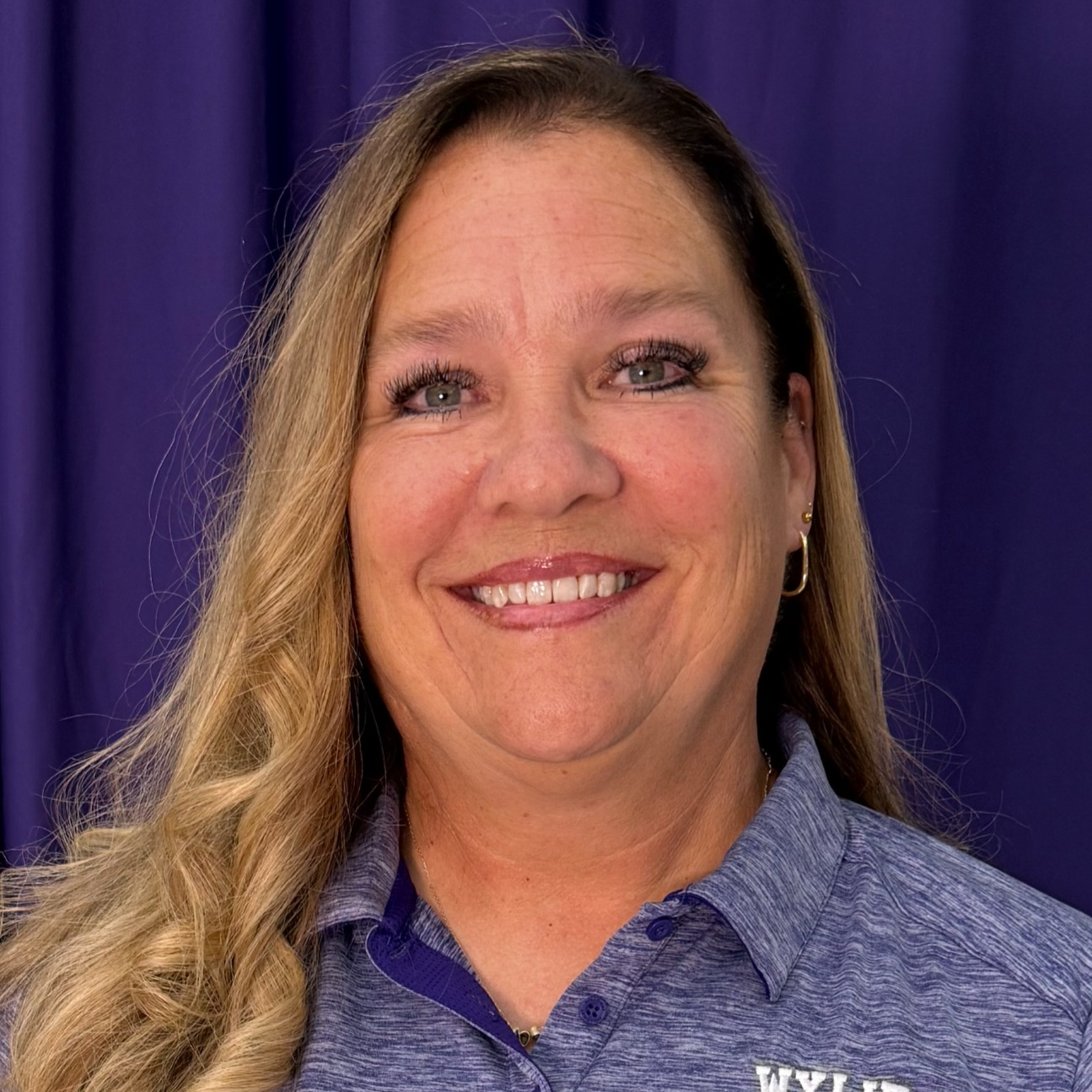 staff photo of Kelly Davis