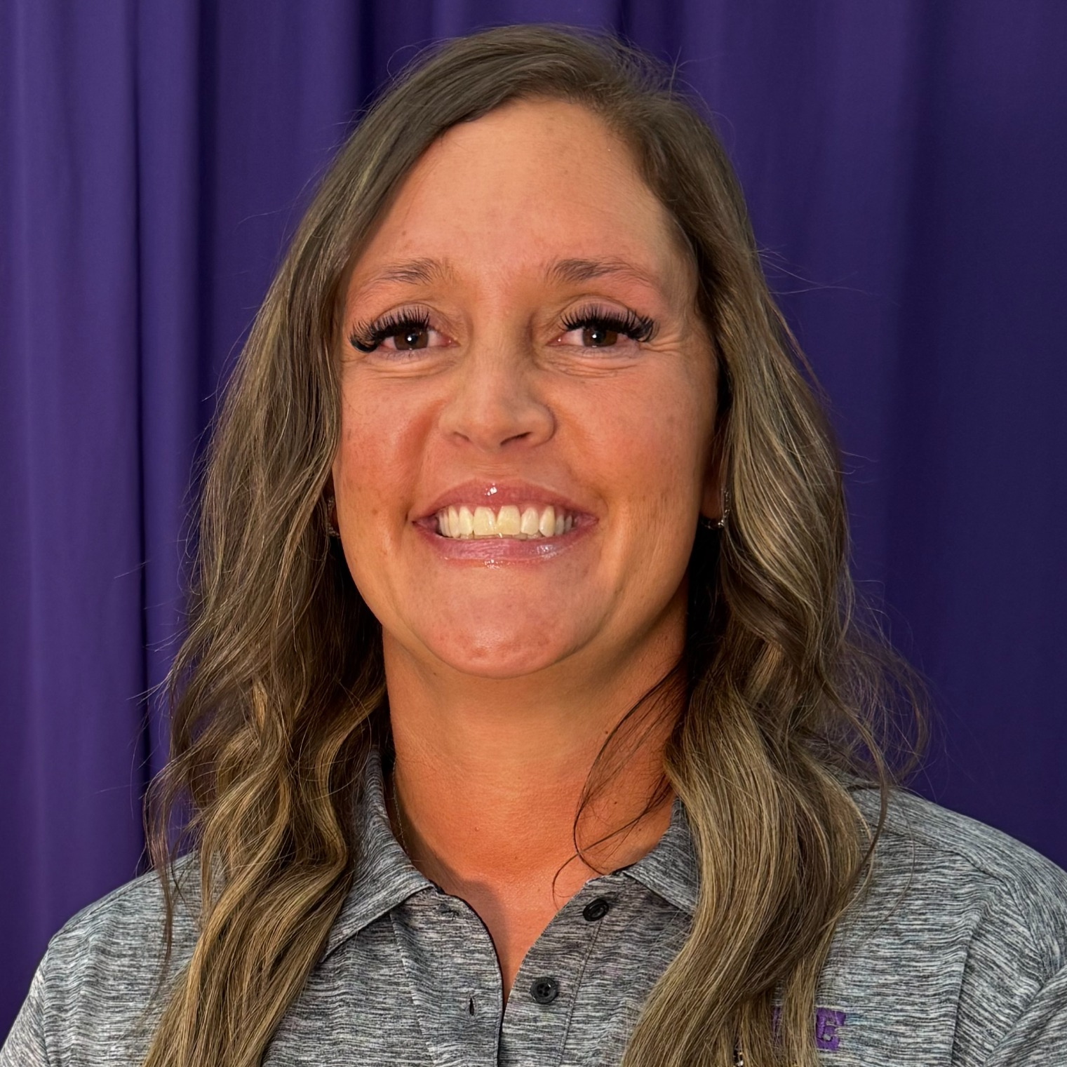 staff photo of Lisa Reed
