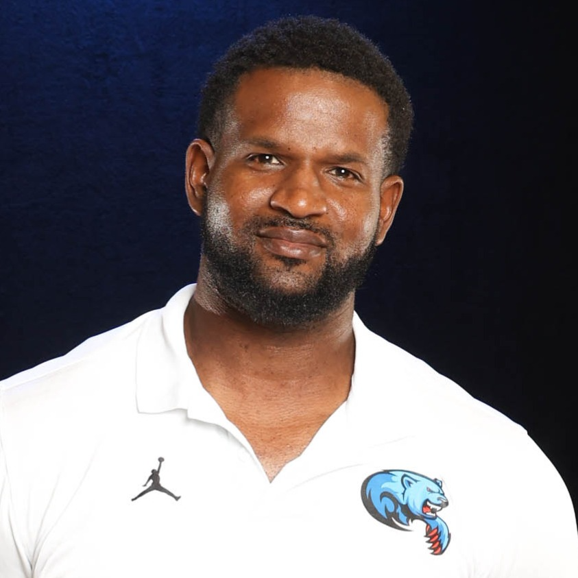 staff photo of Lamar Dewberry
