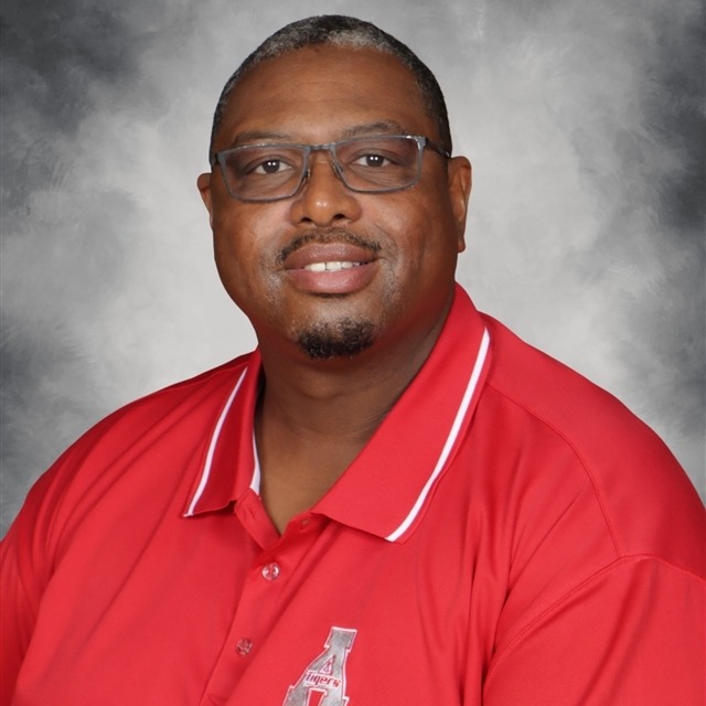 staff photo of Reginald Hill