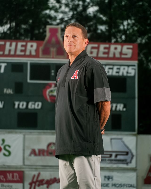 staff photo of Chad Roberts