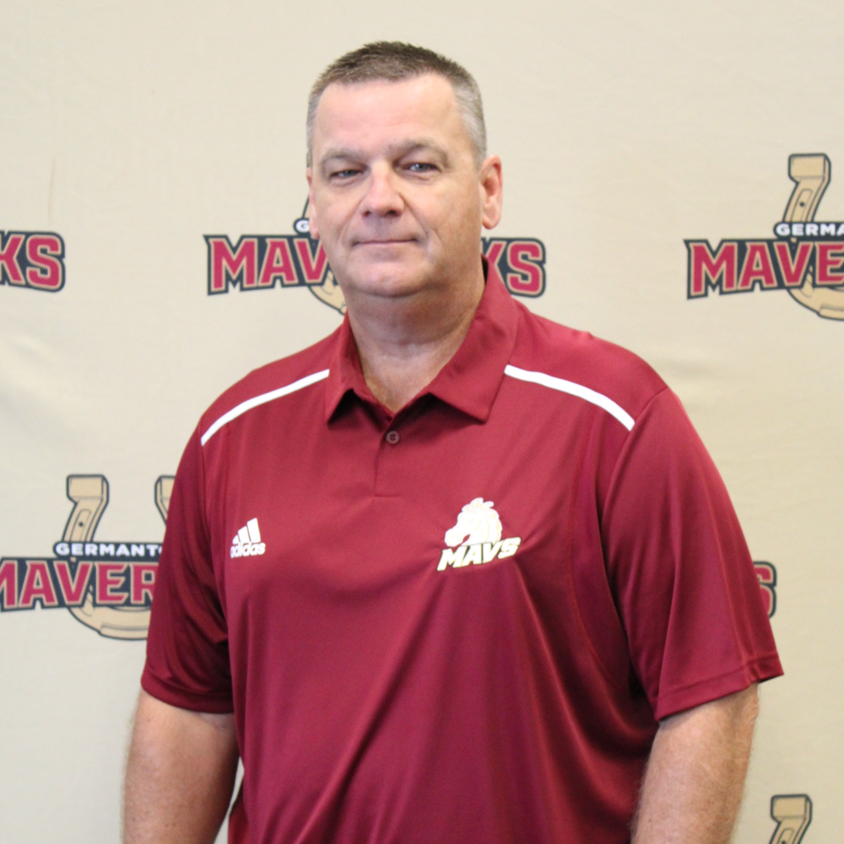 staff photo of Gregg Perry