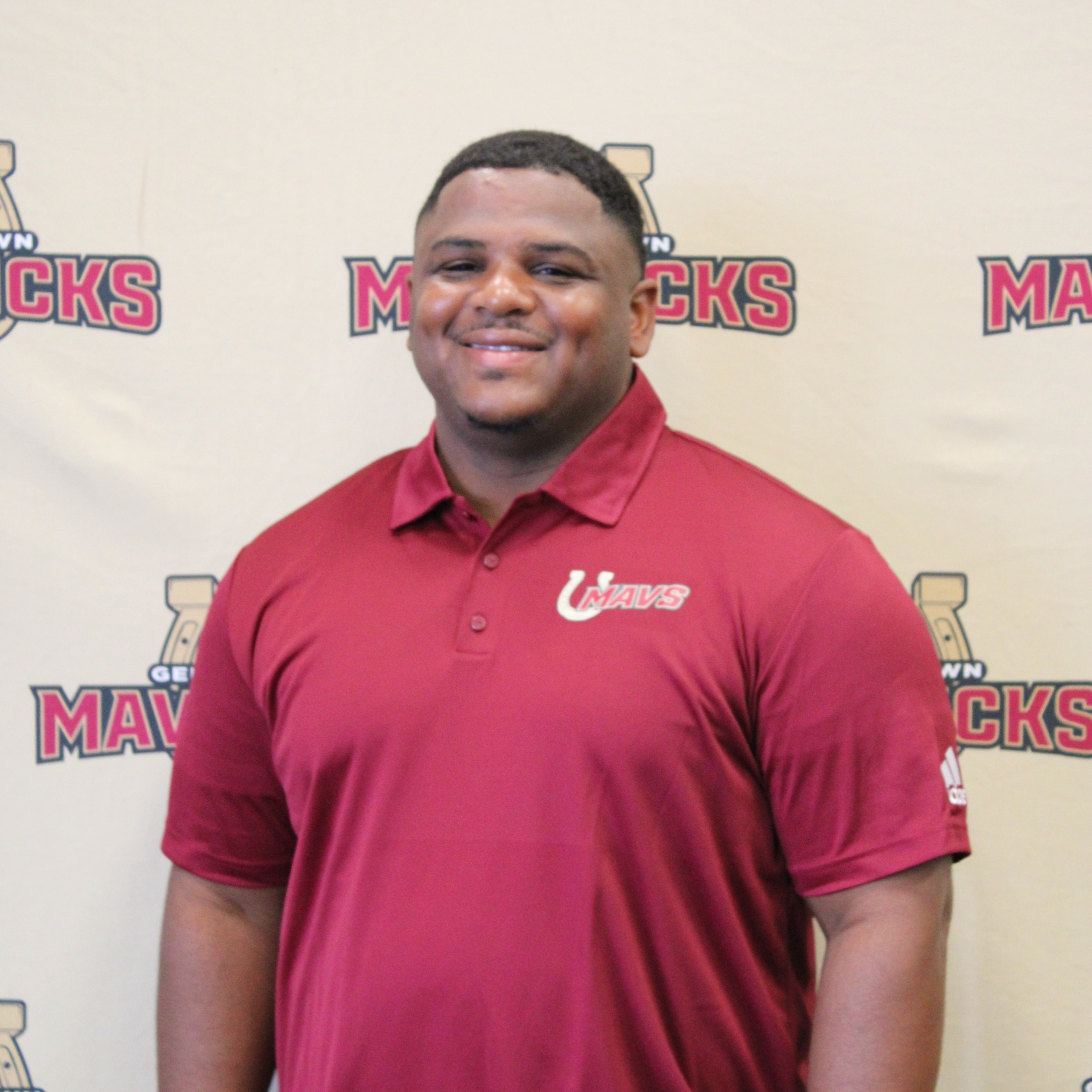 staff photo of Damain Davis