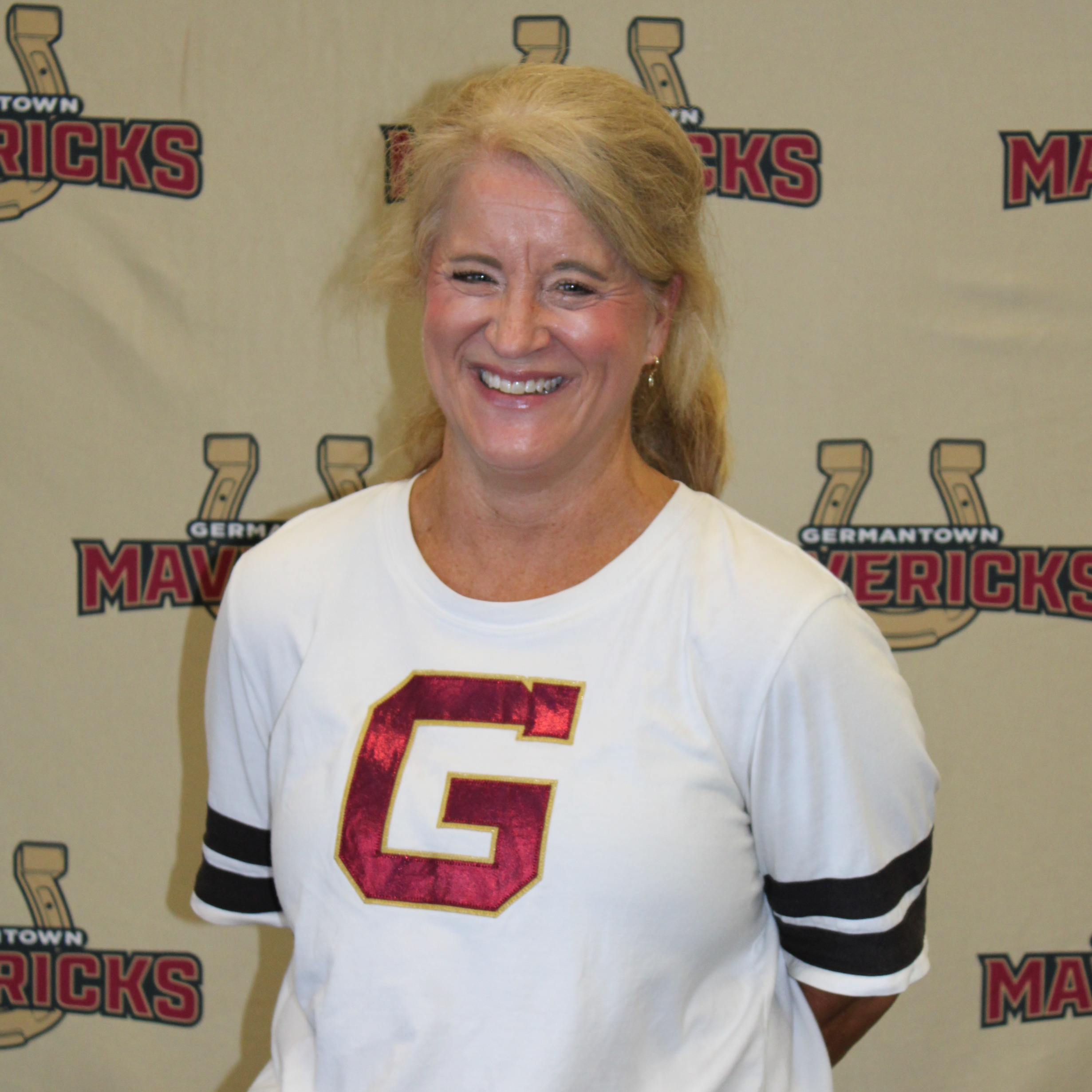 staff photo of Lisa  Dunlap
