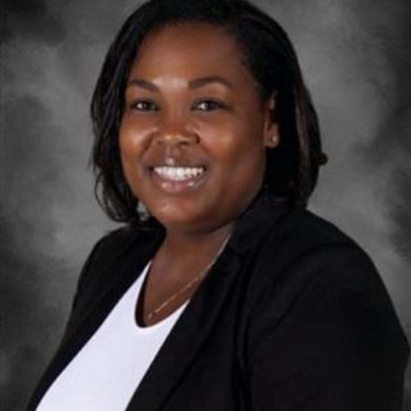 staff photo of Dr. Sadereka Evans