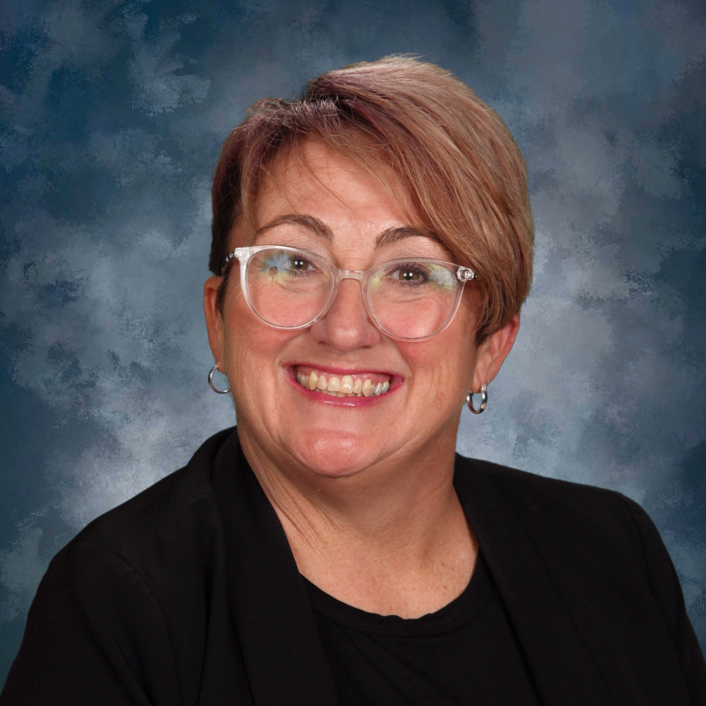 staff photo of Dawn Mailloux-Smith
