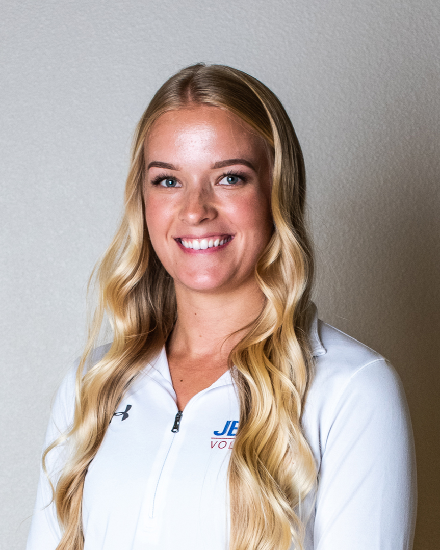 staff photo of Brianne Whitt