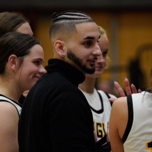 staff photo of Amir Farooq