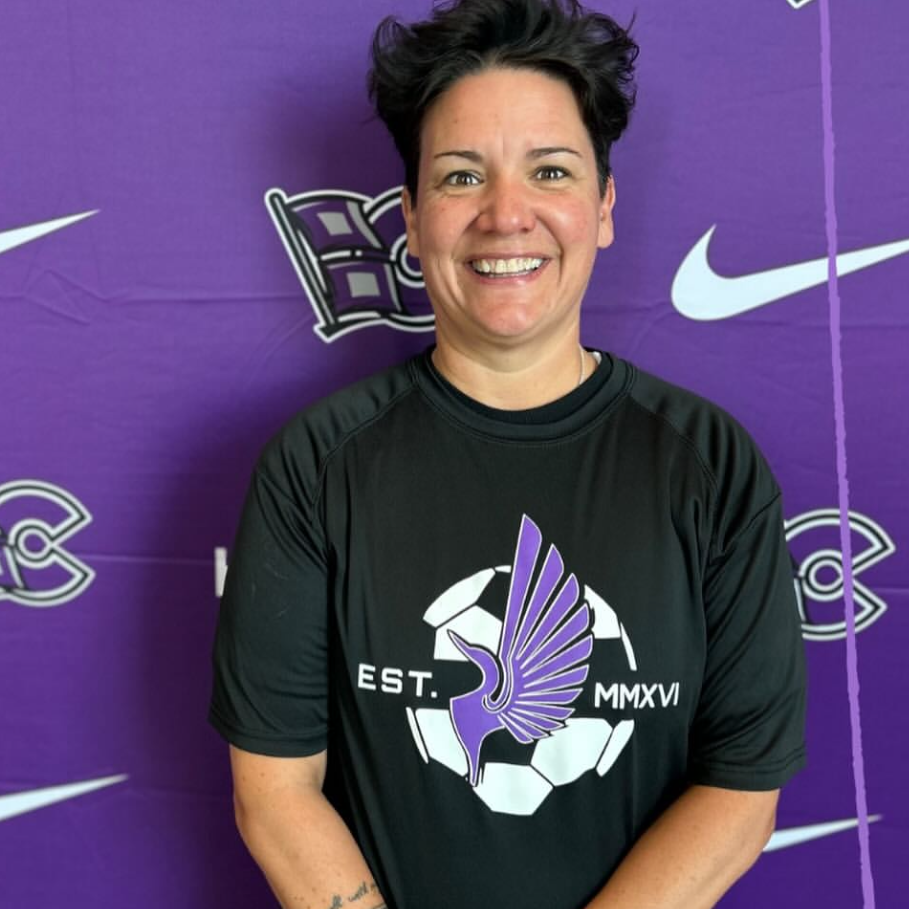 staff photo of Becky Cobb