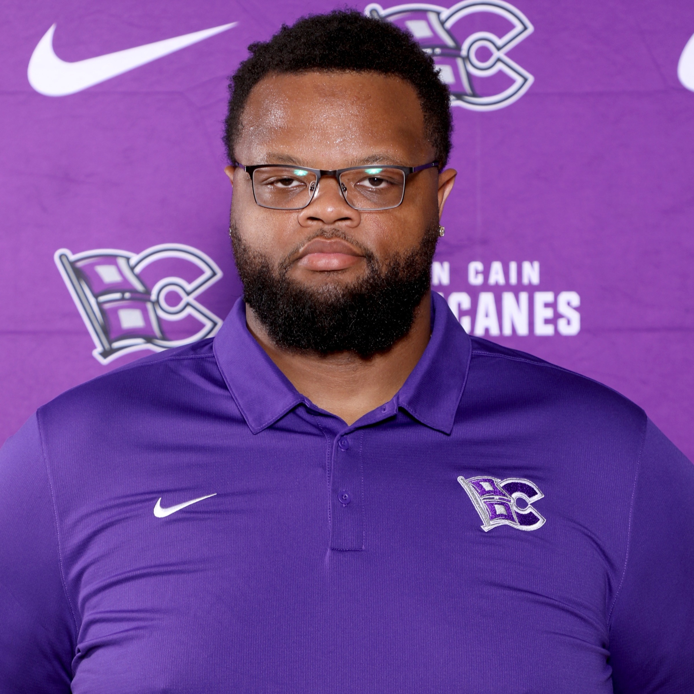staff photo of Dante Bivens