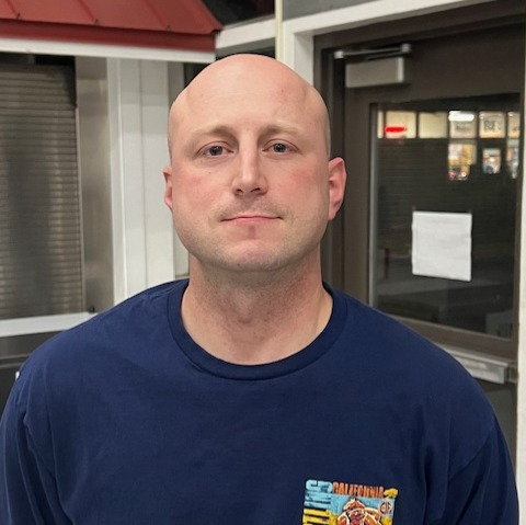staff photo of Tom  Waters