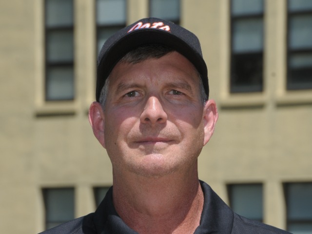 staff photo of Dave Schultheis