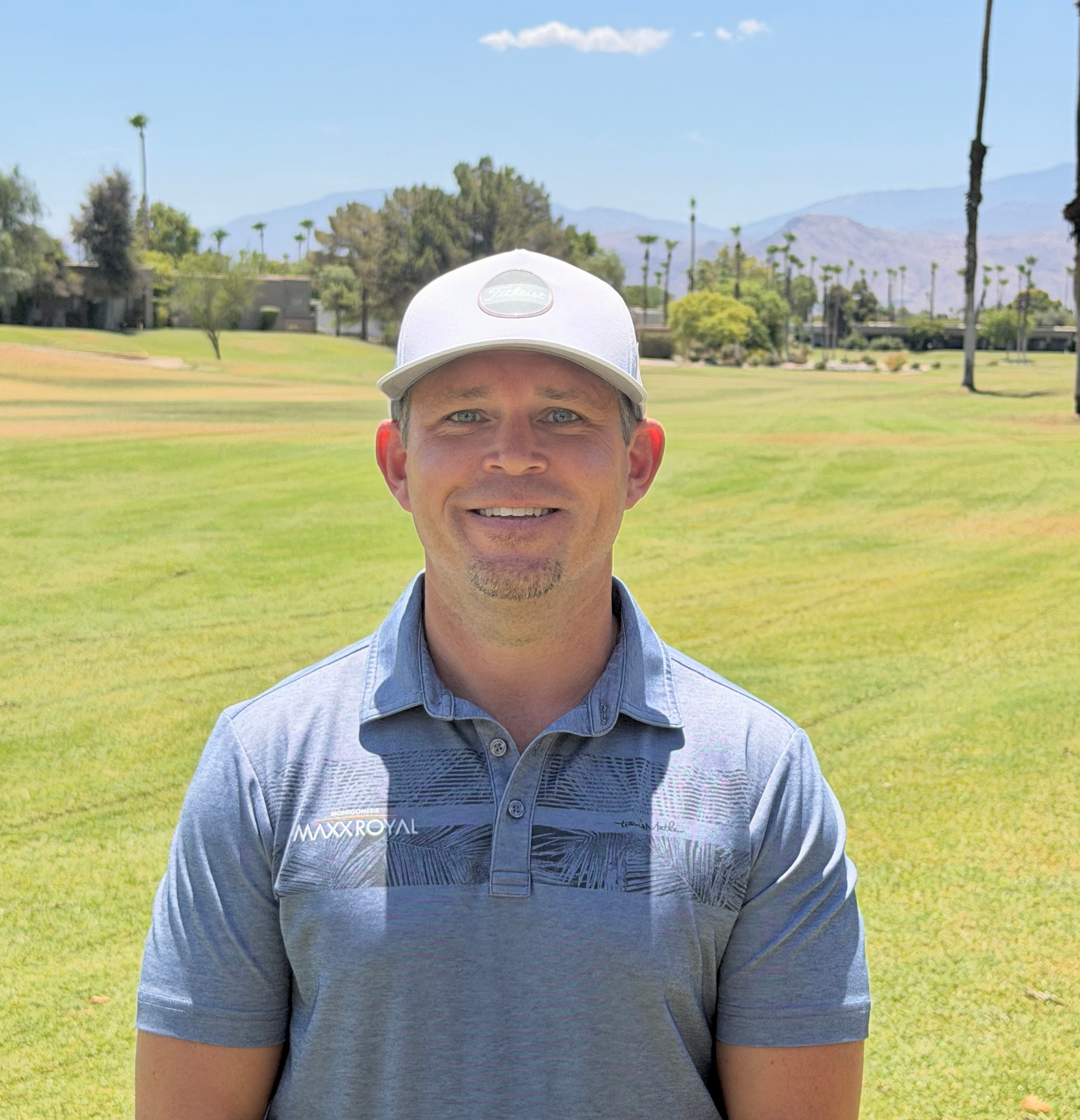 staff photo of Robb Travis