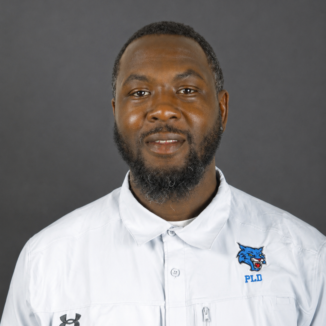 staff photo of Darius White