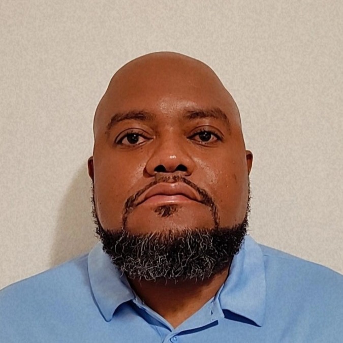 staff photo of Justin Carter