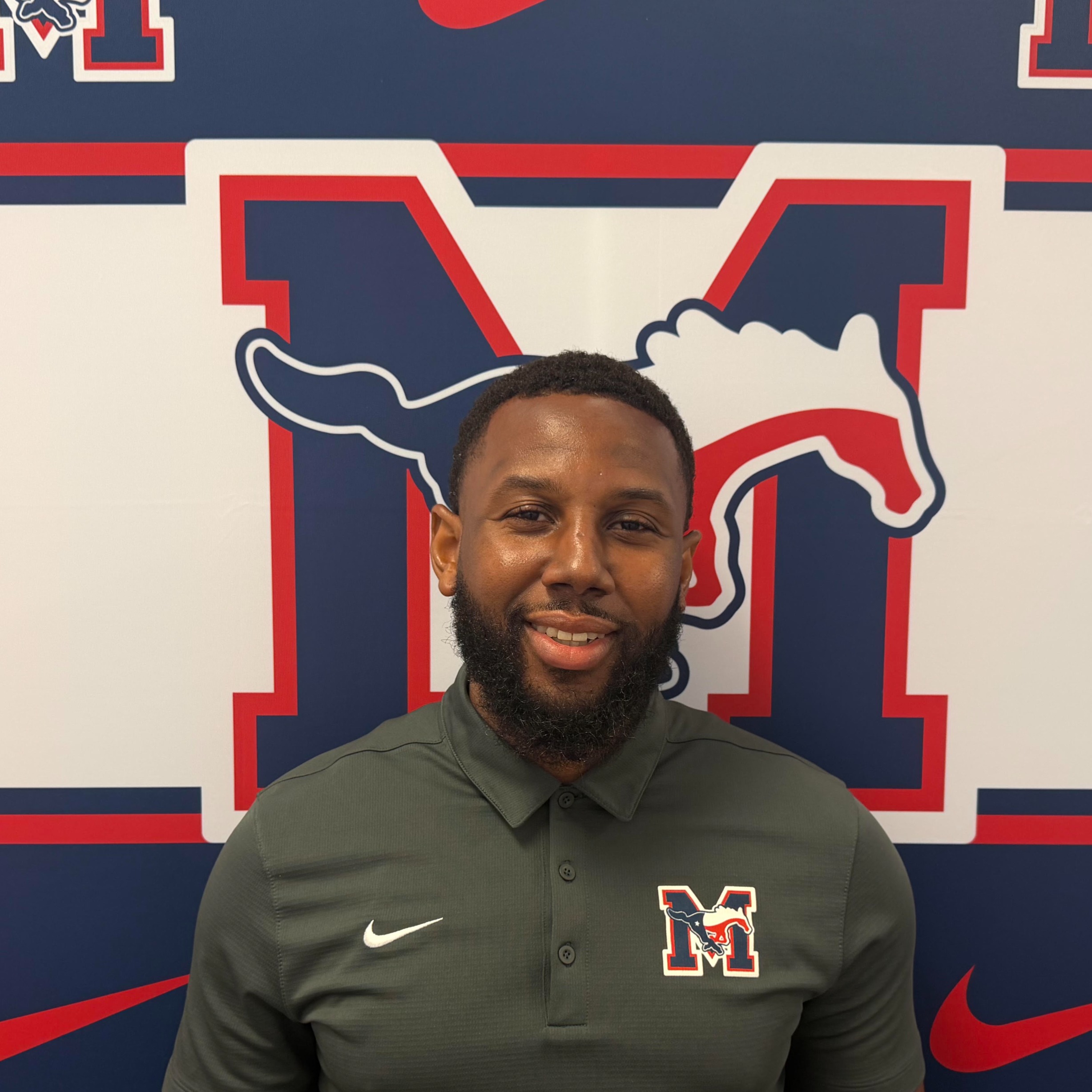 staff photo of Melvin Williams