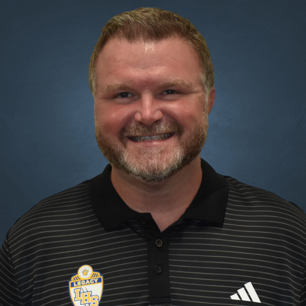 staff photo of Dustin Holly