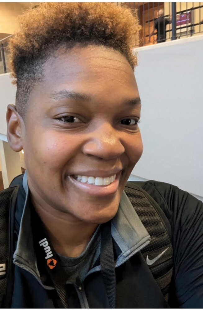 staff photo of Shannon  Howard