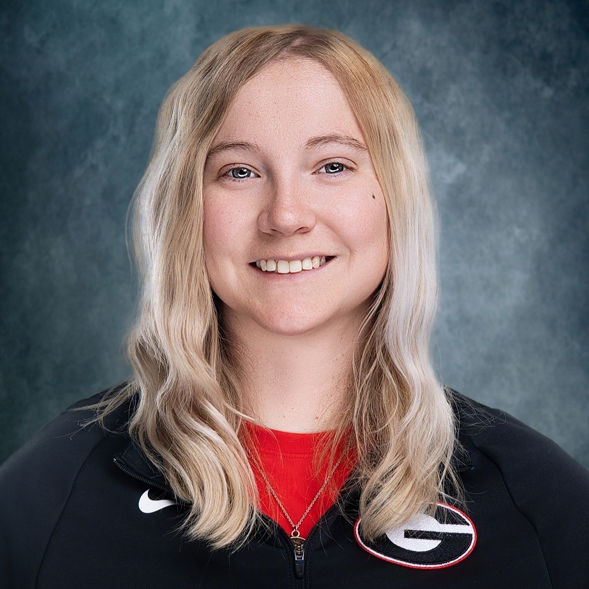 staff photo of Lisa Topham 