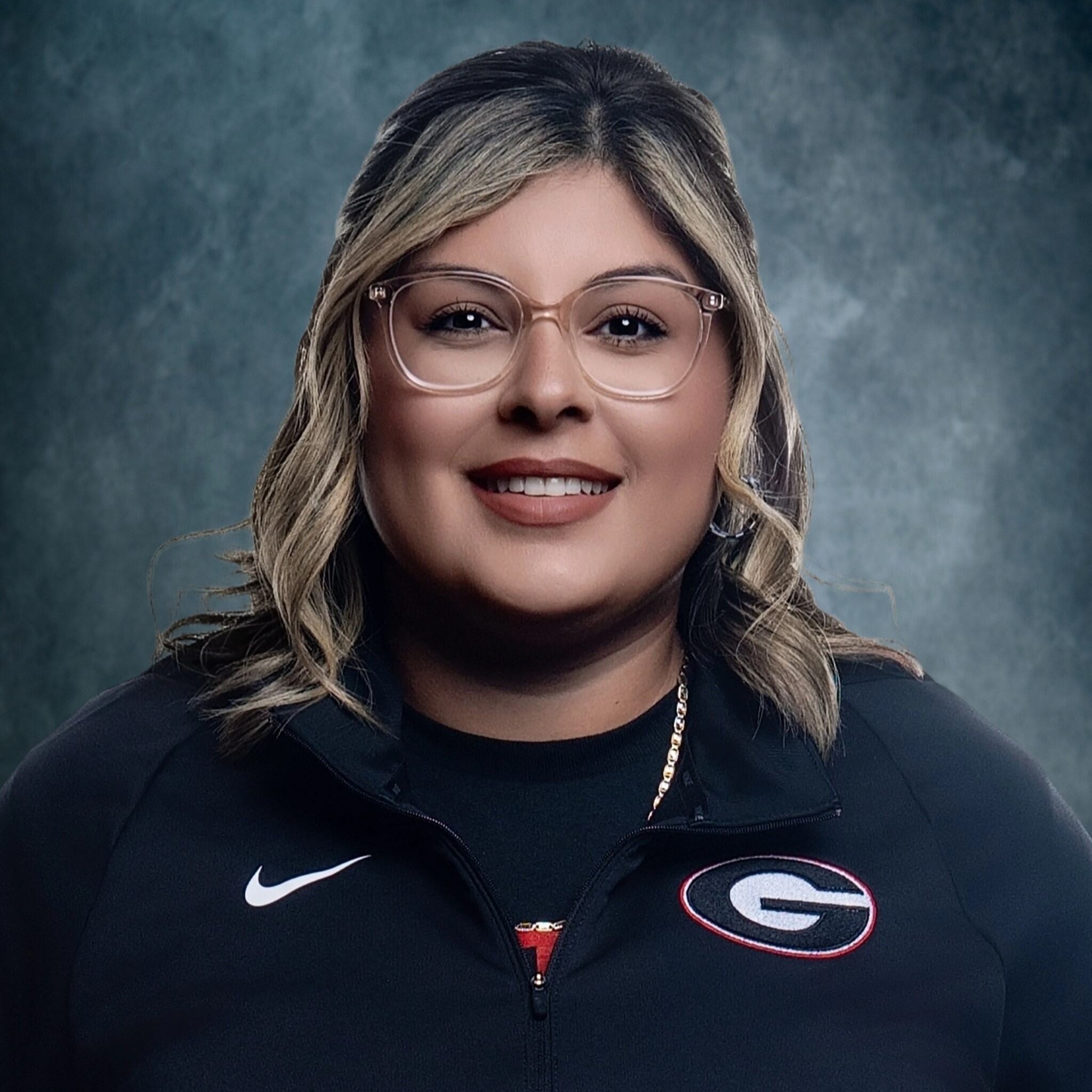 staff photo of Elizabeth Arellano