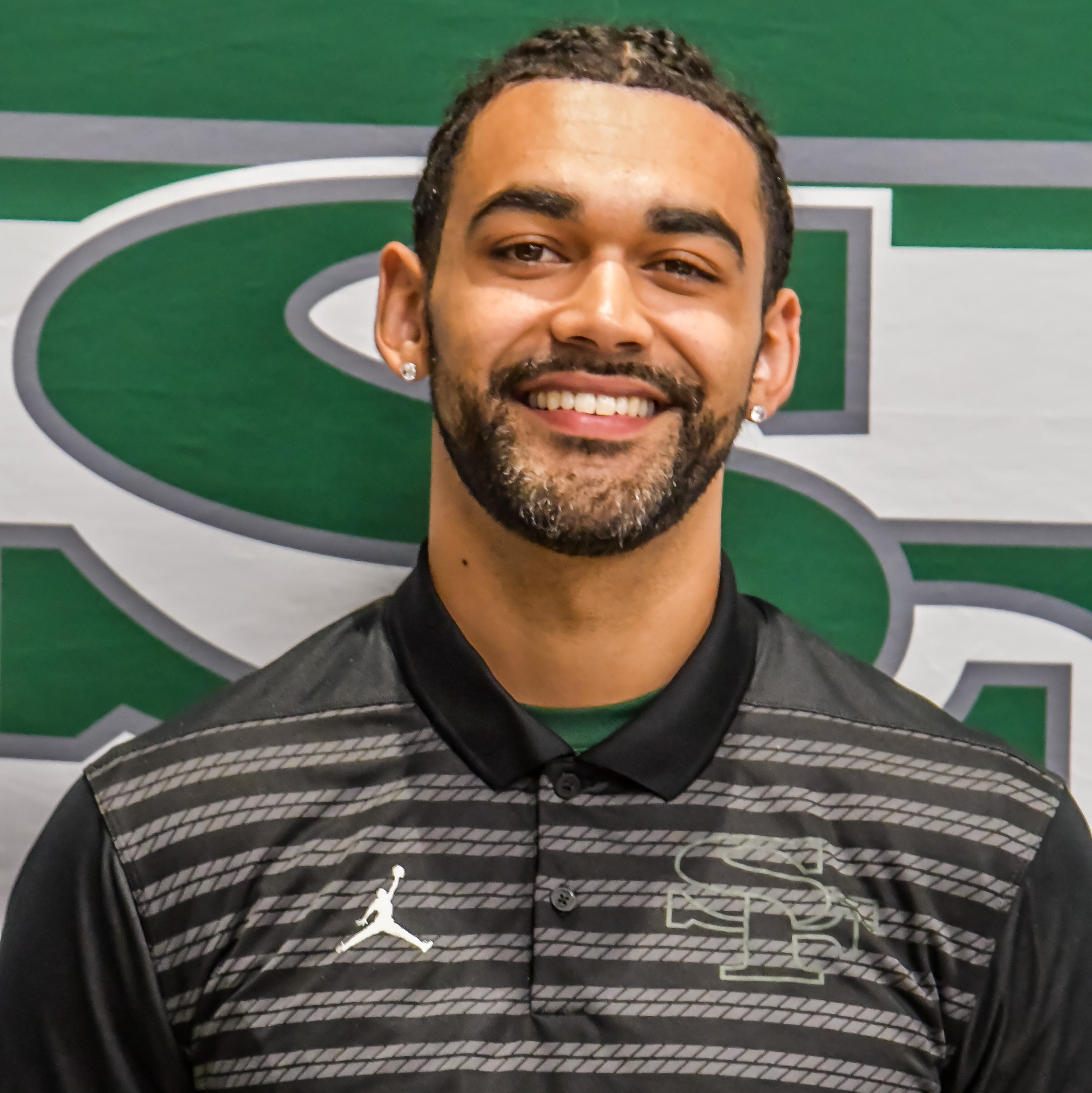 staff photo of TRE EVANS